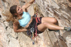 b_98903cbc7b