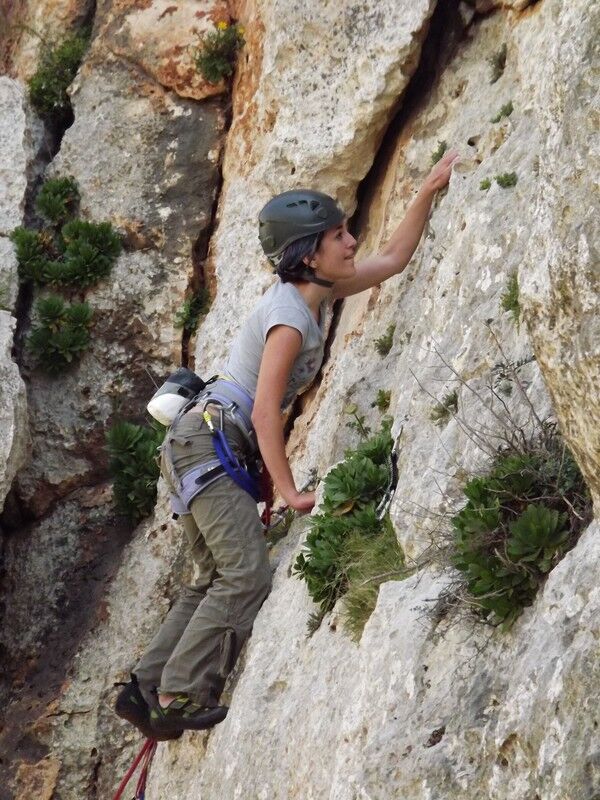 An unprecedented number of climbers gather in Babu