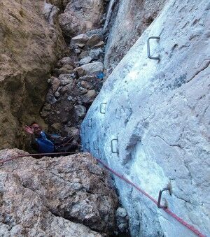 Installation of Lower-offs (LOs) on Piton Route